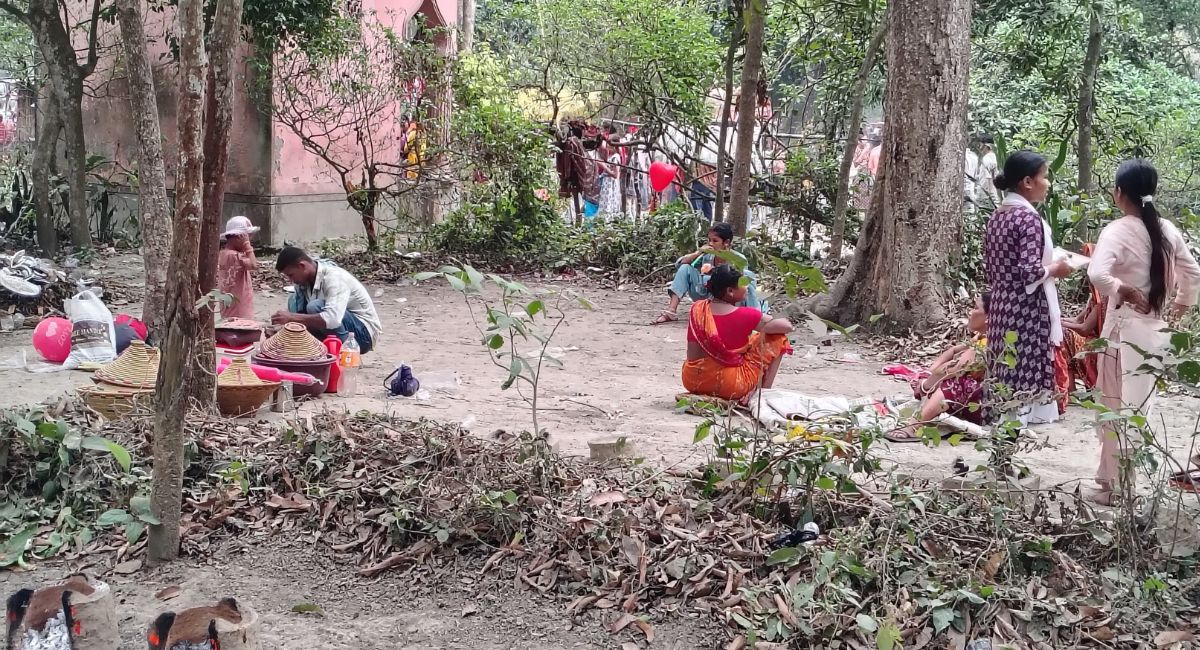 बिहार का वो रहस्यमय गांव, जहां 12 घंटे के लिए पूरा गांव छोड़ देता है अपना घर; जंगल में बसता है पूरा संसार