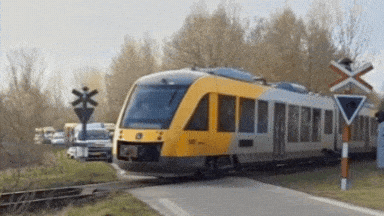 डेनमार्क में दो ट्रेनों में हो गई आमने-सामने की टक्कर, तस्वीर और VIDEO बता रहा हादसा कितना खतरनाक