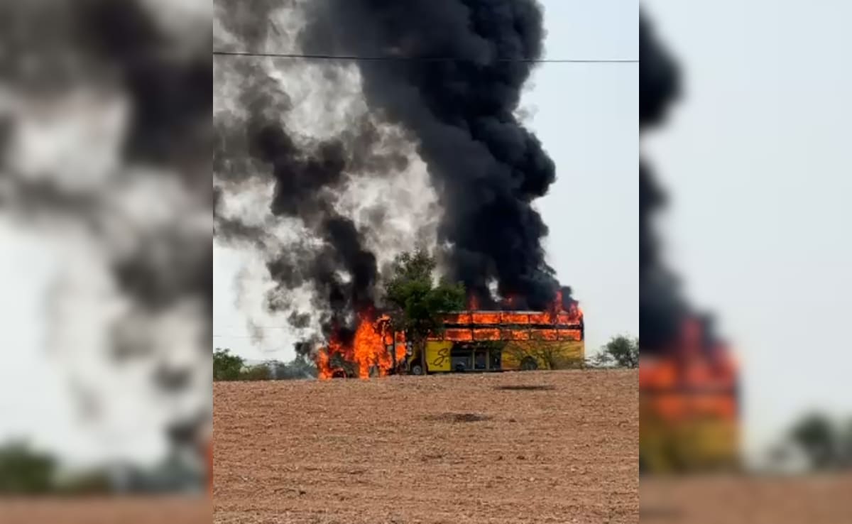 9 Of Family Killed As Car Catches Fire After Collision With Bus In Karnataka