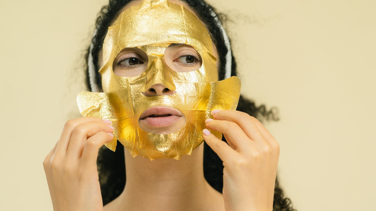 Sheet Masks Vs Clay Masks: Which One Actually Fixes Dull Skin Faster? Sheet Masks Vs Clay Masks: Which One Actually Fixes Dull Skin Faster?