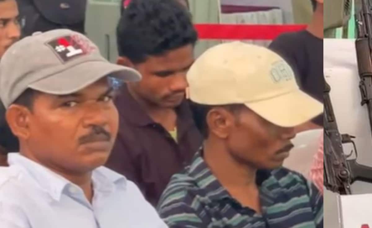 42 Maoists Including Top Commander Sodi Keshalu Surrender In Telangana