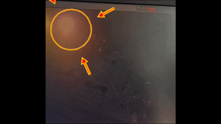 पत्नी के साथ ब्रिज पर खिंचवा रहा था फोटो, तेज रफ्तार मर्सिडीज ने मारी टक्&zwj;कर, हो गई मौत