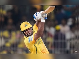 MI vs CSK LIVE Score, IPL 2026:  कल हुआ मां का निधन, आज मैच खेल रहे मुकेश चौधरी, चेन्नई की बैटिंग शुरू