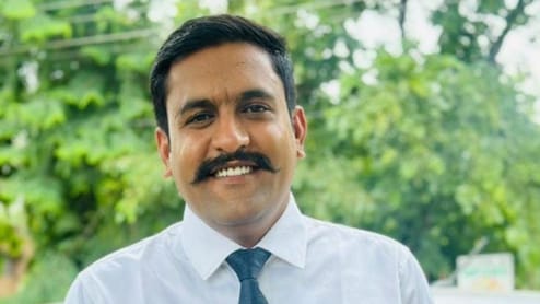 सेल्फ स्टडी और AI की मदद से RAS 2024 में ऑल राजस्थान सेकेंड टॉपर बने वीरेंद्र चारण,  बताई अपनी स्ट्रेटजी