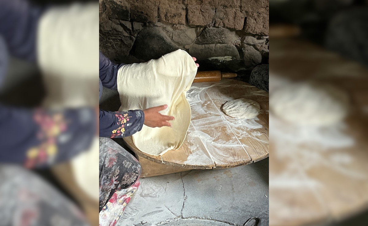 कागज जैसी पतली है, ये खास रोटी! 6 महीने तक रहती है फ्रेश, जानिए कहां और कैसे है बनती?