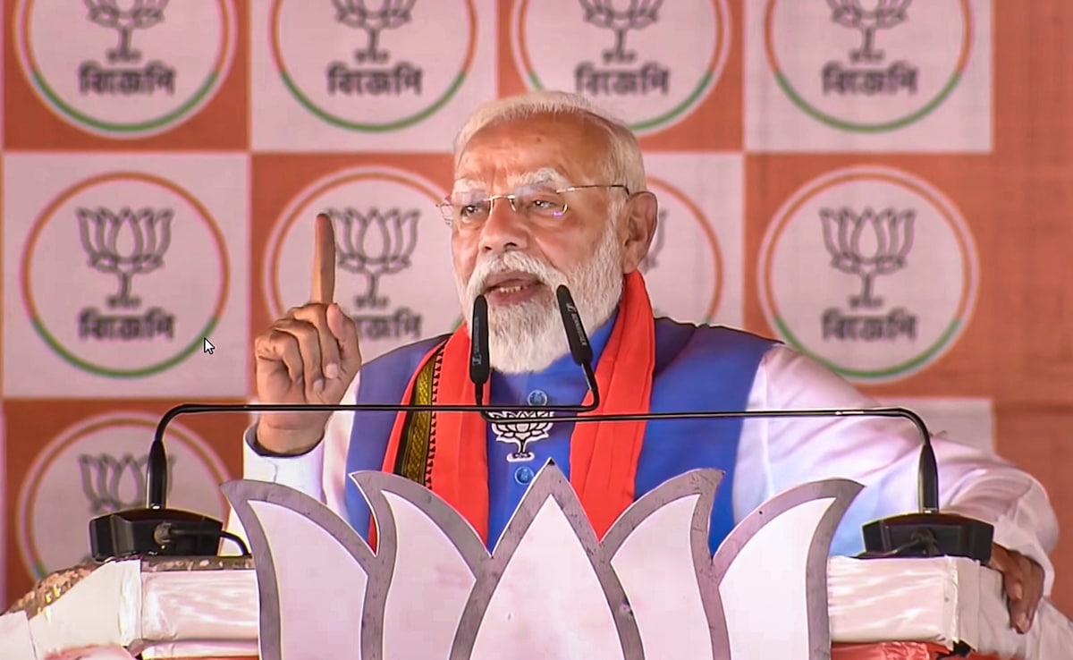 LIVE: बंगाल में BJP की सरकार बनी तो शरणार्थी नागरिकता प्रक्रिया में तेजी आएगी...कटवा रैली में PM मोदी