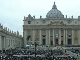 वैटिकन में बदलाव की बयार: चर्च अब सेक्स और शादी के नियमों से ज्यादा गरीबी और हक की बात करेगा