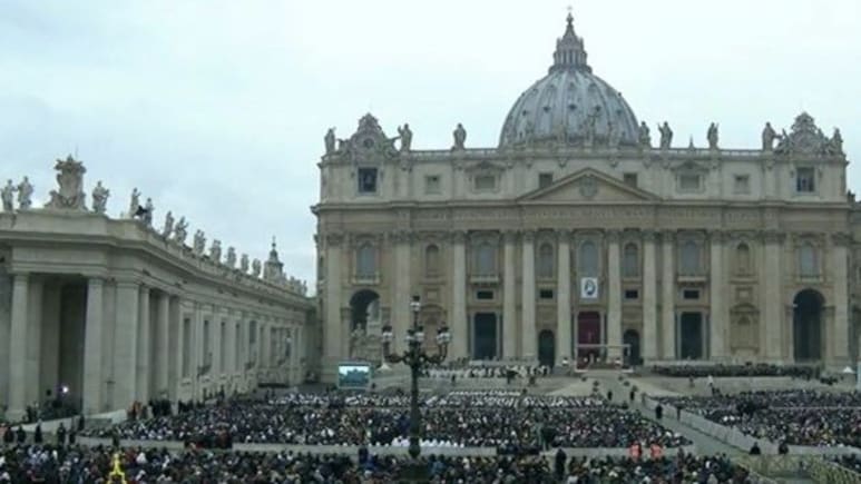 वैटिकन में बदलाव की बयार: चर्च अब सेक्स और शादी के नियमों से ज्यादा गरीबी और हक की बात करेगा