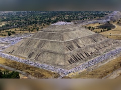 मैक्सिको के 2000 साल पुराने पिरामिड पर गोलीबारी, एक की मौत-13 घायल- हमलावार ने खुद को मारी गोली