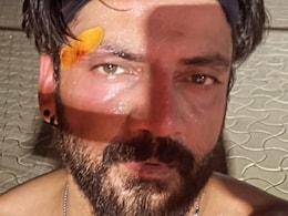 Zaheer Iqbal Suffers Injury While Playing Sports. See Pic