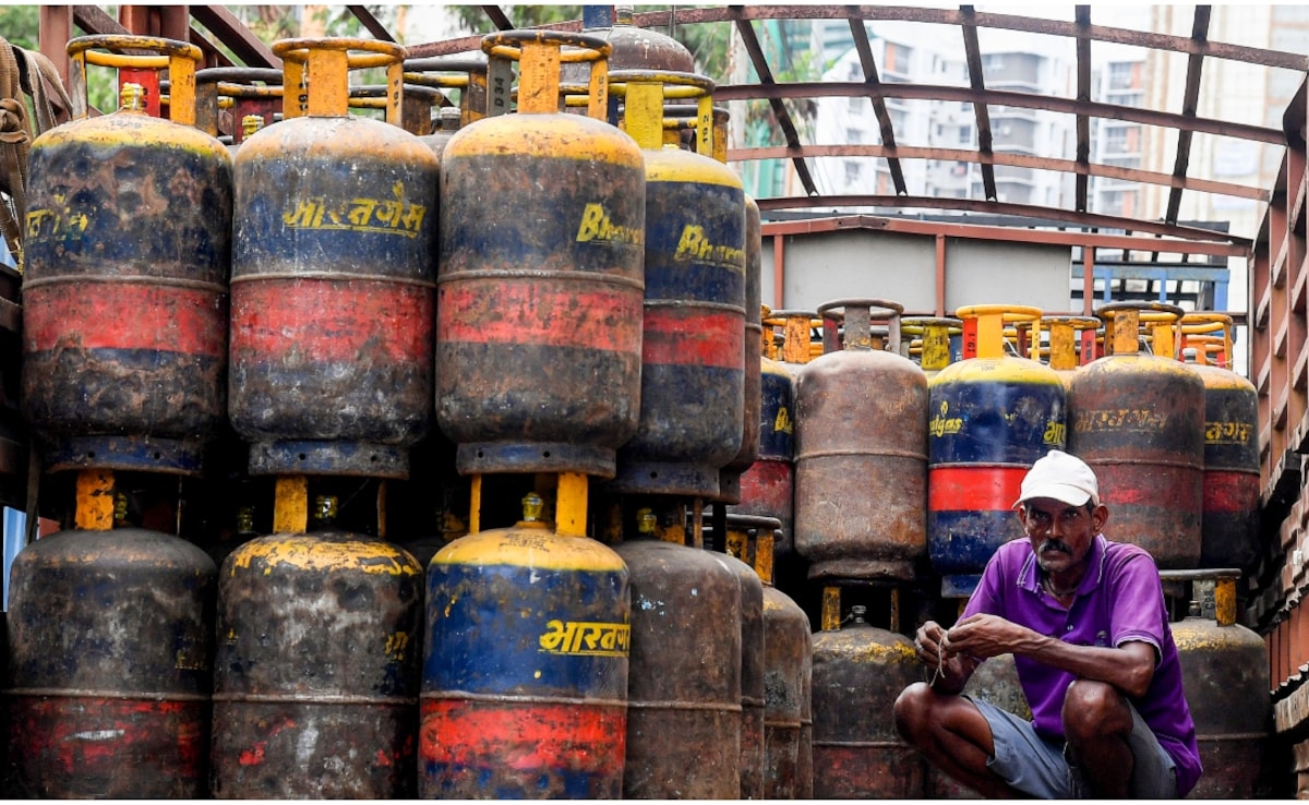 राजस्थान में अब शादी का कार्ड दिखाओ और एक्स्ट्रा LPG सिलेंडर पाओ, बस इस प्रोसेस को करना होगा फॉलो