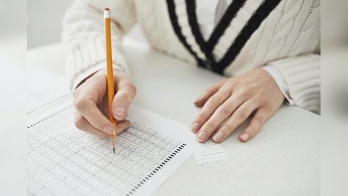 JEE में कम स्कोर से न हों परेशान, इन 5 स्टेट लेवल एग्जाम से खुलेंगे टॉप इंजीनियरिंग कॉलेजों के दरवाजे