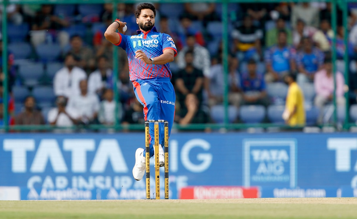 "He Has Led Really Well": Pacer Mukesh Kumar Receives Big Praise From DC Teammate