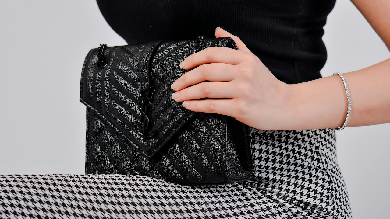 Shoulder Pain From Heavy Totes? This Is What To Use Instead Shoulder Pain From Heavy Totes? This Is What To Use Instead