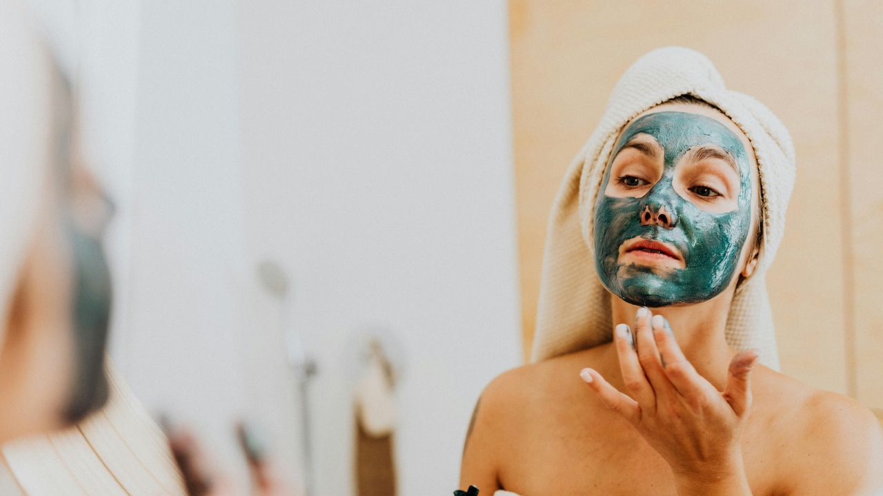 5 Best Anti-Tan Face Packs for Summer Under Rs 700