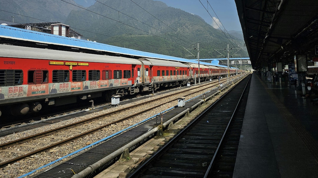 Indian Railways Scrap Sales Surge Over Rs 6,000 Crore; Non-Revenue Fare Soars