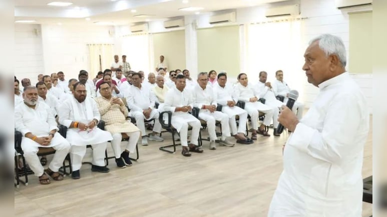 नीतीश के इस्तीफे के 7 दिन बीते, विधायक दल का नेता क्यों नहीं चुन पा रही JDU? ये रहे 3 अहम कारण
