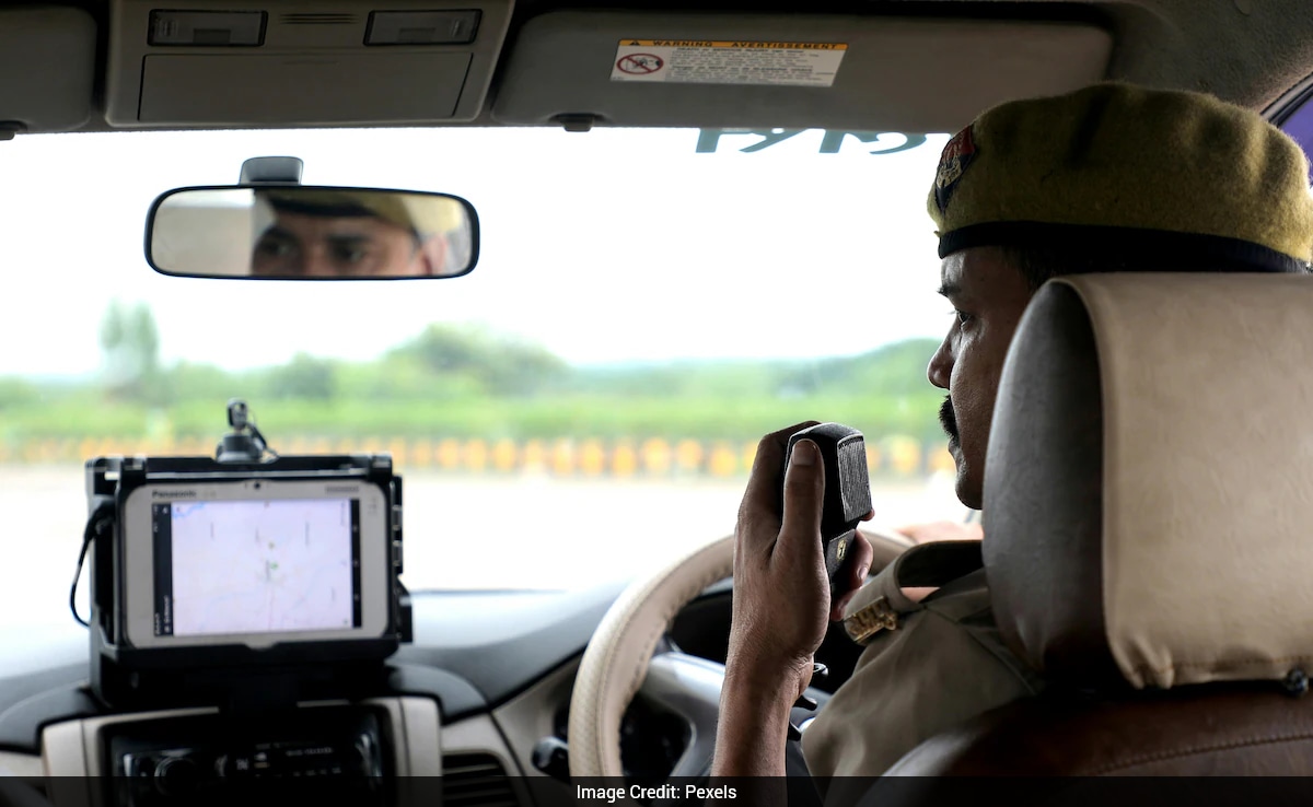 Man Praises Delhi Police For Acting Within Minutes On Late-Night Noise Complaint