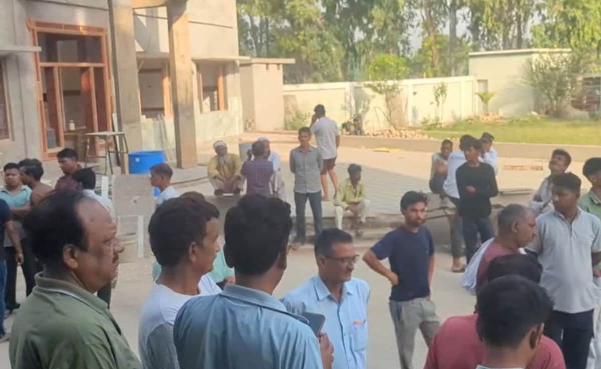 Muzaffarnagar: प्राइवेट स्कूल में तैनात चौकीदार की हत्या, धारदार हथियार से मारा, रात में ड्यूटी के दौरान वारदात