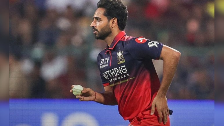 GT vs RCB: भुवनेश्वर कुमार का टी20 में ऐतिहासिक कारनामा, ऐसा महारिकॉर्ड बनाने वाले पहले भारतीय तेज गेंदबाज बने