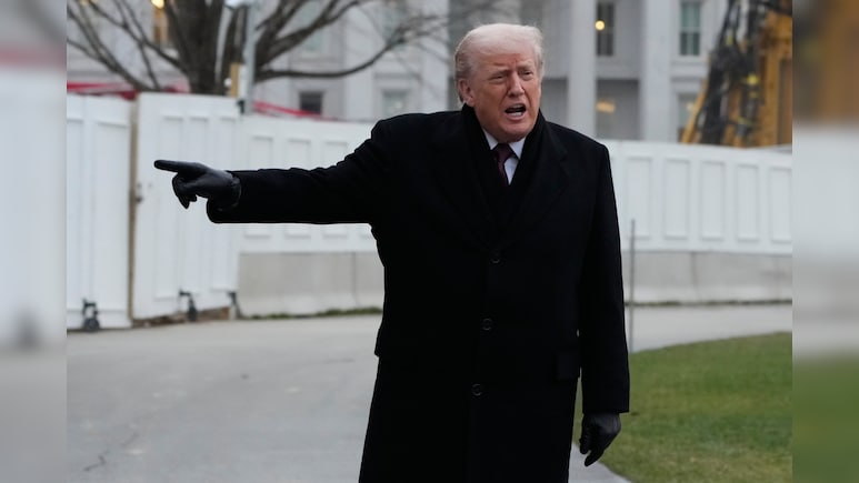 Iran Pleading To Open Hormuz, Saying 'We're In State Of Collapse', Claims Donald Trump