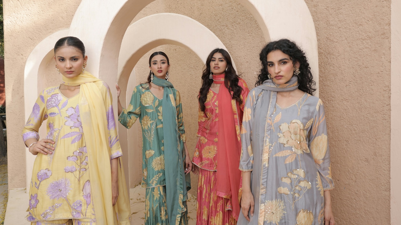 Why Side Slits In Kurtas Can Ruin Your Entire Look If Placed Wrong