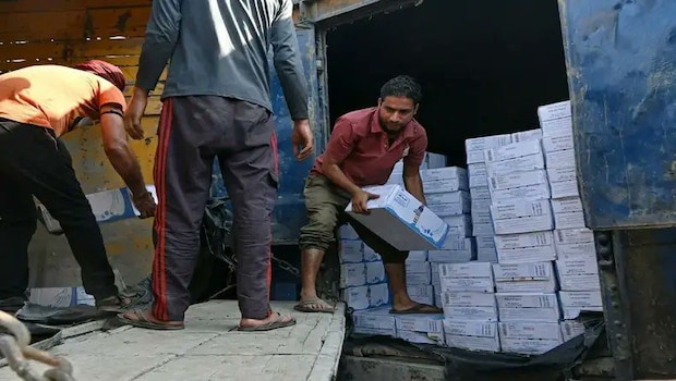 First-Ever Milk Freight Train Brings 1,000 Tonnes Of Amul Products To Jammu And Kashmir