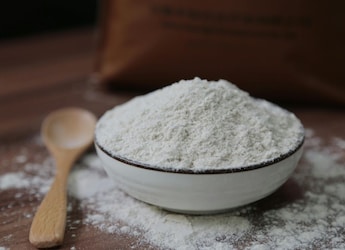 All-Purpose Maida Is Unhealthy, 8 Flours You Can Replace It With In Cakes And Breads