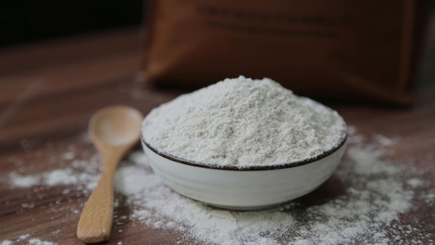 All-Purpose Maida Is Unhealthy, 8 Flours You Can Replace It With In Cakes And Breads