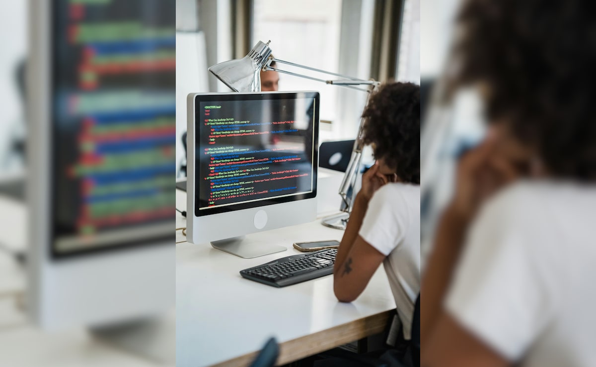 कौन होते हैं प्रॉम्प्ट इंजीनियर्स, क्यों कंपनियां इन्हें करोड़ों का पैकेज दे रही हैं?