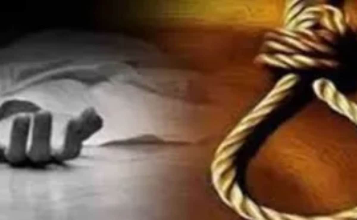 MP Board Result: मध्य प्रदेश बोर्ड रिजल्ट के बाद 10वीं-12वीं के छात्र-छात्रा ने की आत्महत्या, उज्जैन में भी छात्रा पुल से कूदी