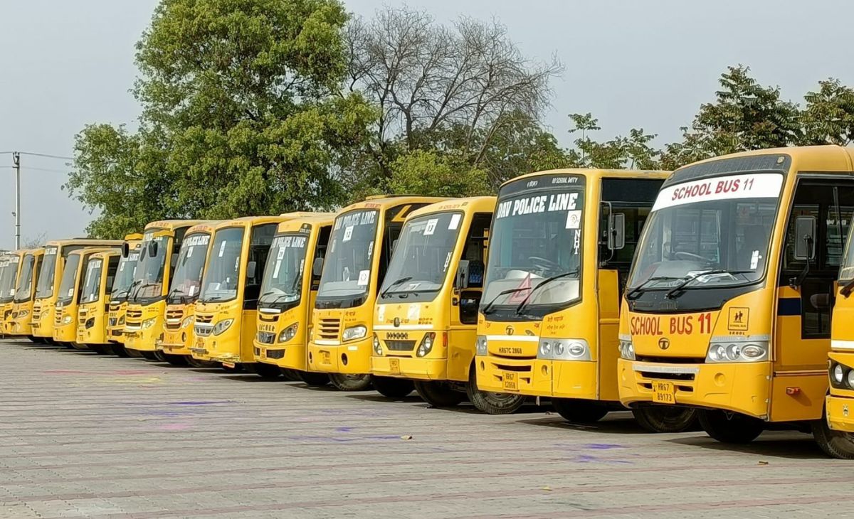 10 में से 3 बसें इलेक्ट्रिक रखनी होगी, दिल्ली की EV पॉलिसी में स्कूलों के लिए बनी गाइडलाइन