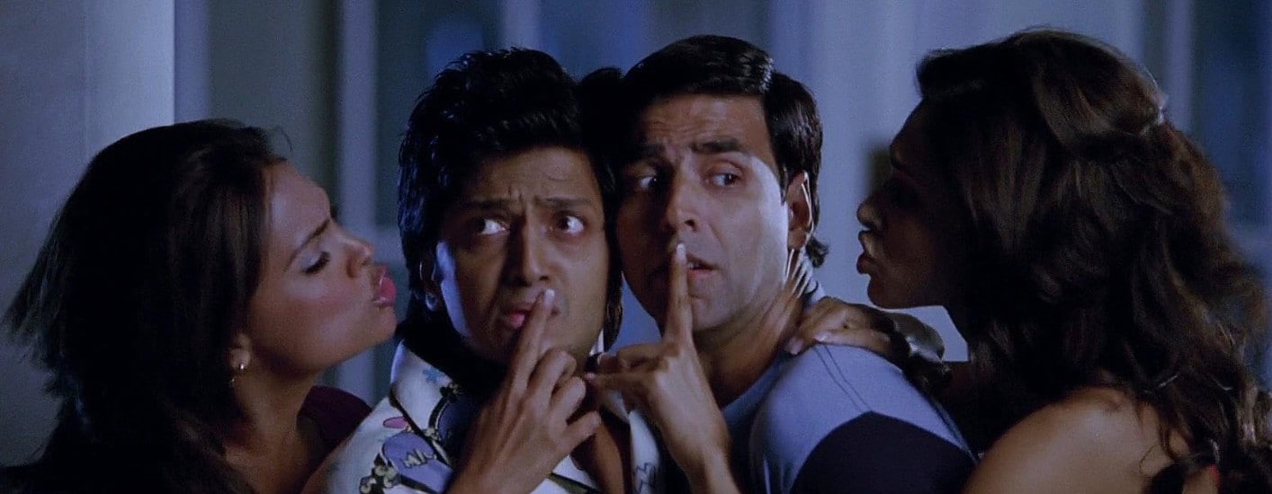 Akshay Kumar, Deepika Padukone, Lara Dutta and Riteish Deshmukh in Housefull