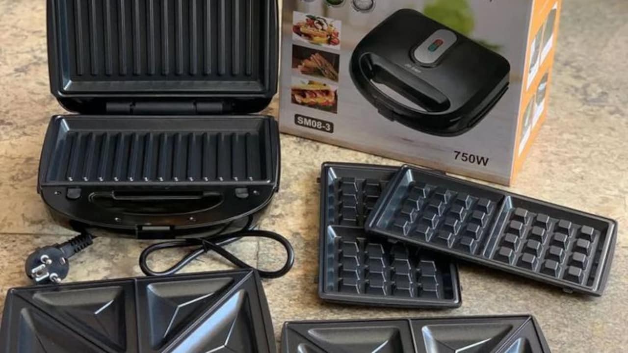 Why Some Sandwich Makers Leave Bread Soggy Instead Of Crisp