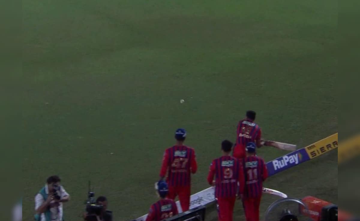 Avesh Khans Boundary-Line Act On Rishabh Pants Winning Run vs SRH Leads To Calls Of Dead Ball From Internet, Umpire Says This