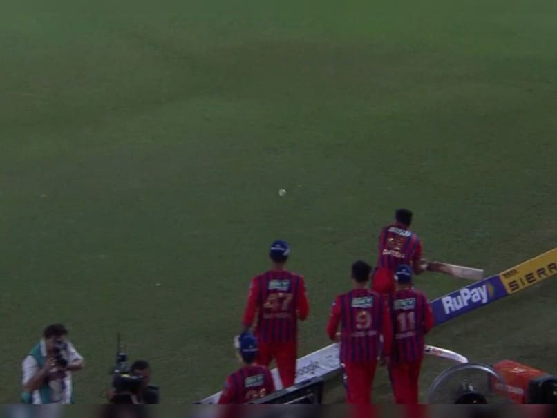 Avesh Khan's Boundary-Line Act On Rishabh Pant's Winning Run vs SRH Leads To Calls Of 'Dead Ball' From Internet, Umpire Says This