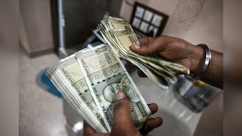 RBI Criticizes Banks' Rupee Arbitrage Trades