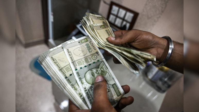 RBI Criticizes Banks' Rupee Arbitrage Trades