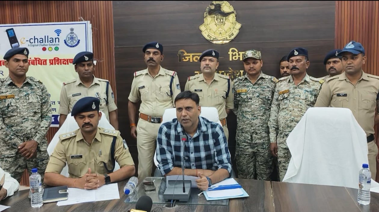 Wife and Lover Arrested for Plotting Husband Nilesh Jatav's Murder in Madhya Pradesh Wife and Lover Arrested for Plotting Husband Nilesh Jatav's Murder in Madhya Pradesh