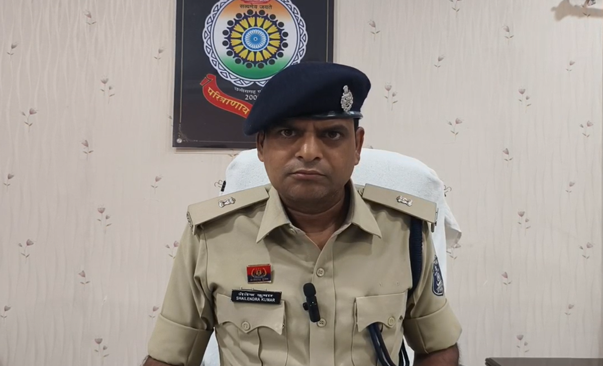 Police Transfers: दो साल से एक जगह पर जमे जवानों को नई पदस्थापना; धमतरी में SP ने किया 192 आरक्षकों का तबादला