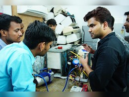 12वीं में नहीं आए अच्&zwj;छे नंबर, CUET भी नहीं कर पाए पास, तो हाई सैलरी जॉब के लिए करें ये प्रोफेशनल कोर्स