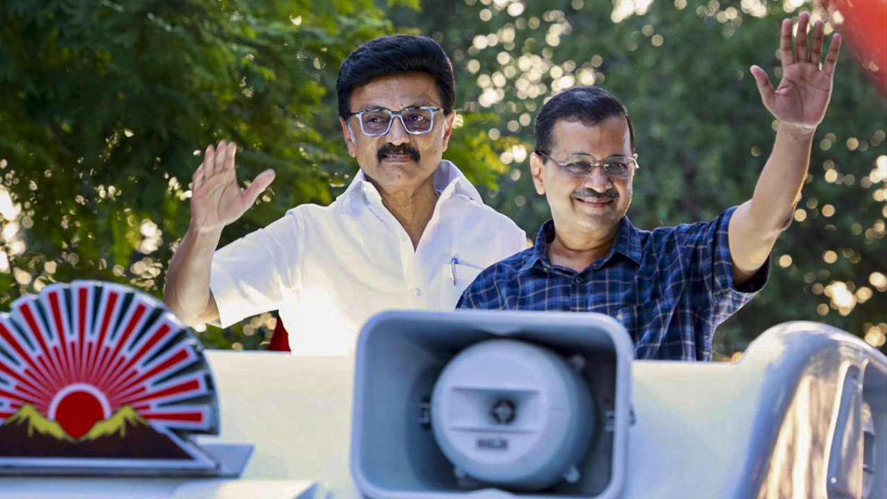 MK Stalin, Arvind Kejriwal Hold Joint Roadshow In Chennai Ahead Of Tamil Nadu Polls