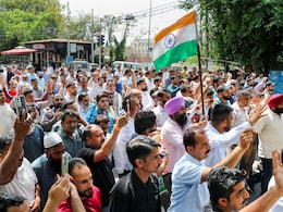 UGC के बाद TET न बन जाए गले की फांस, रिटायरमेंट की उम्र में परीक्षा से भड़के टीचर, दिल्ली में बड़ा प्रदर्शन