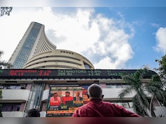 Stock Market Today: अमेरिका-ईरान जंग की आहट से सहमा शेयर बाजार, सेंसेक्स 500 अंक टूटा, बैंकिंग-ऑटो सेक्टर में भारी बिकवाली