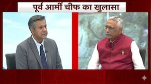 आमने‑सामने थे भारत-चीन के टैंक, फायर होने ही वाला था... नरवणे का चौंकाने वाला खुलासा