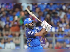 MI vs RCB LIVE Score, IPL 2026:  रोहित शर्मा अचानक बैटिंग छोड़ लौटे, मुंबई की बढ़ी मुश्किलें, रिकेल्टन का प्रह