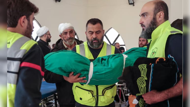 दक्षिणी लेबनान में इजरायल के हमले जारी, पिता के जनाजे में शामिल बच्ची की मौत