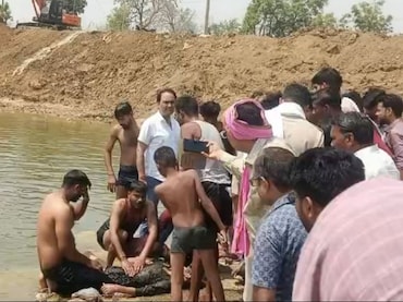 तालाब में नहाने गए 4 लोग डूबे; दो चचेरी बहनों की डूबने से मौत, एक अस्पताल में भर्ती, एक को बचाया&nbsp;