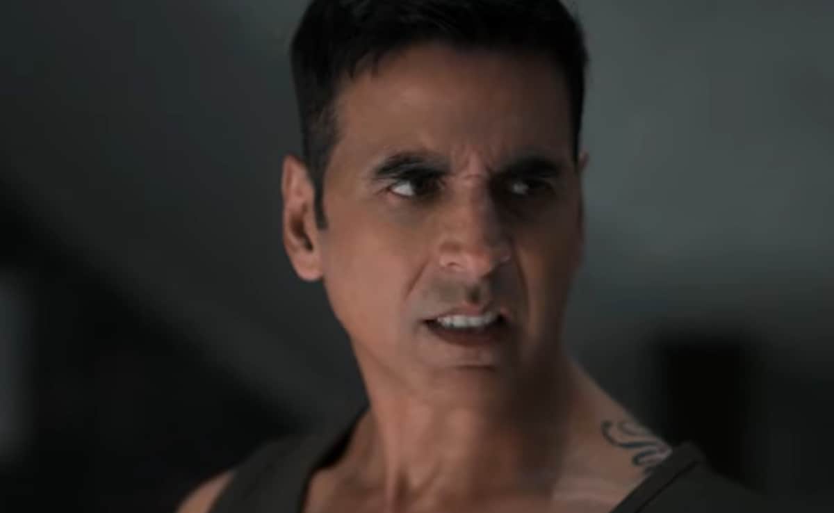 भूत बंगला में 58 साल के अक्षय कुमार का पिता बना ये 49 वर्षीय एक्टर, रानी मुखर्जी का था हीरो