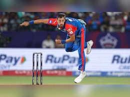 150 की दनदनाती स्पीड से बल्लेबाजों को दहलाने वाला स्टार दिल्ली की नैया पार लगाने को तैयार, जानें IPL प्रदर्शन